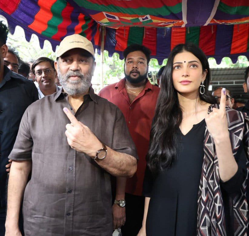 _MovieVerse's tweet photo. #KamalHaasan and his daughter #ShrutiHaasan have cast their votes ✨️

#VoteDay #VotingDay #TNElection2026 https://t.co/cIXNcMgc3n