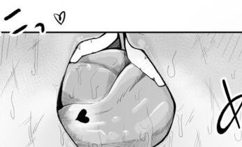 ⛩️—
Si quieres darme un beso.. que sea de esta forma~ 

-la tomaría del mentón y robarle un beso en sus labios para después tomar otra foto-