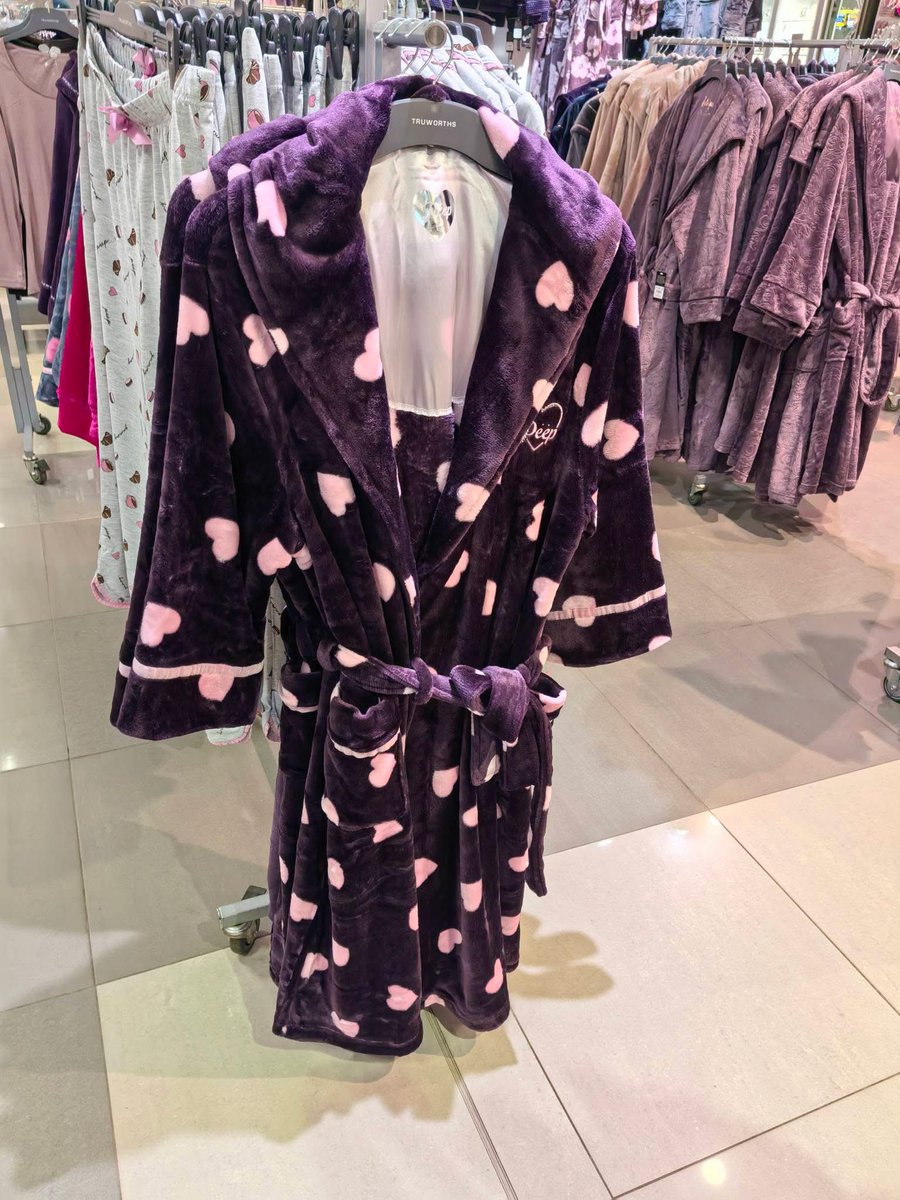 Raesetja tweet media