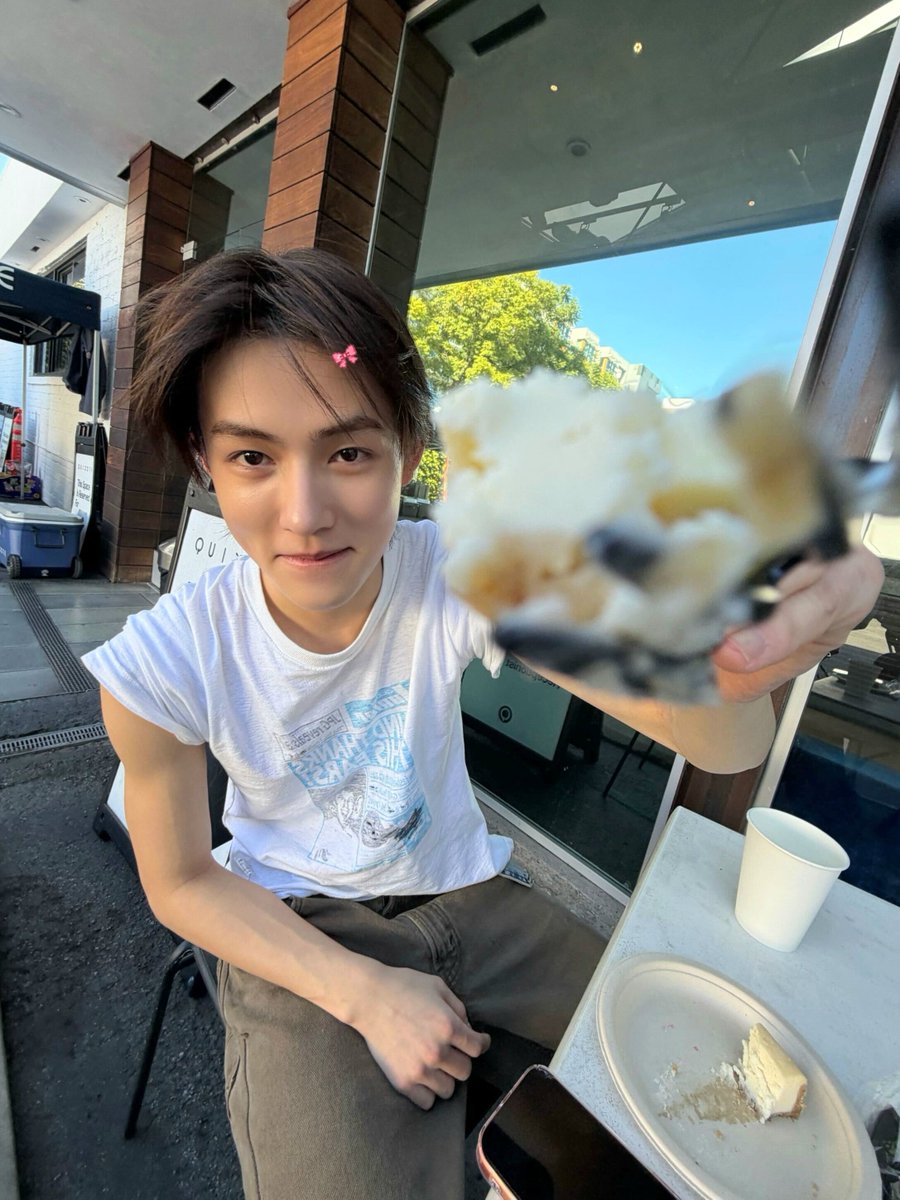 404EomOnline tweet media