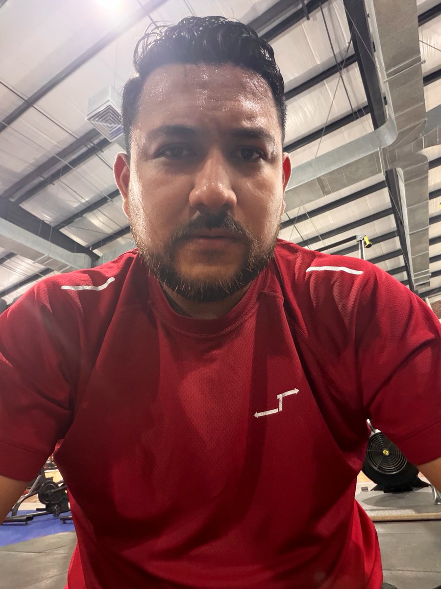 Hey_Ulisess's tweet image. Bueno se hizo lo que se pudo! 
#crossfit #VF #BuenasNochesMundo #DevueltaEnlasAndadas