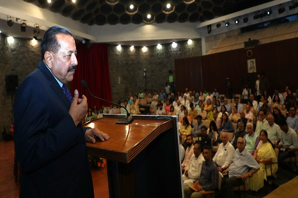 InvGurInd's tweet image. Nutrition advice should be individualised, not standardised: Minister

investmentguruindia.com/newsdetail/nut…

#Industry @IndiaDST  @DrJitendraSingh  #UnionMinisterOfStates #LifestyleDiseases #Healthcare #Nurtrition #Investmentguruindia