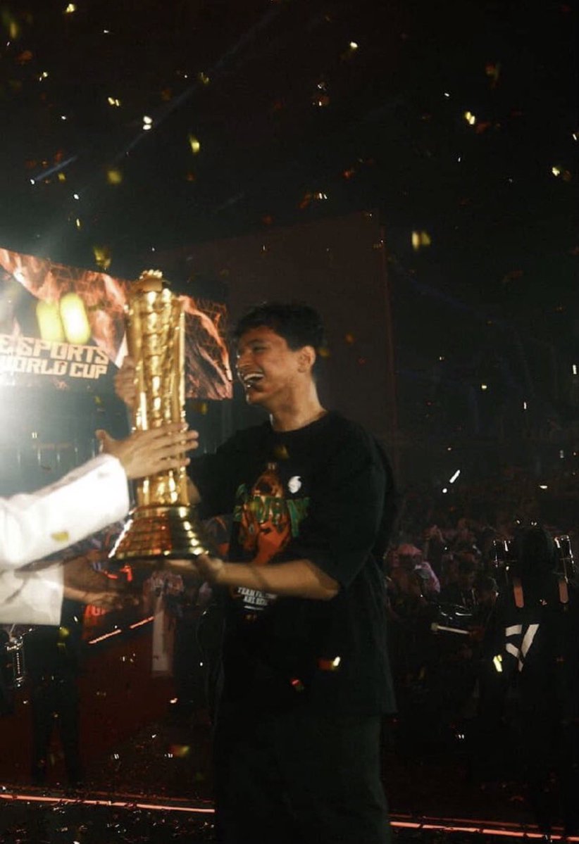 Joonie 🇫🇷 tweet media