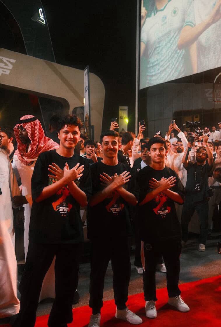 Joonie 🇫🇷 tweet media