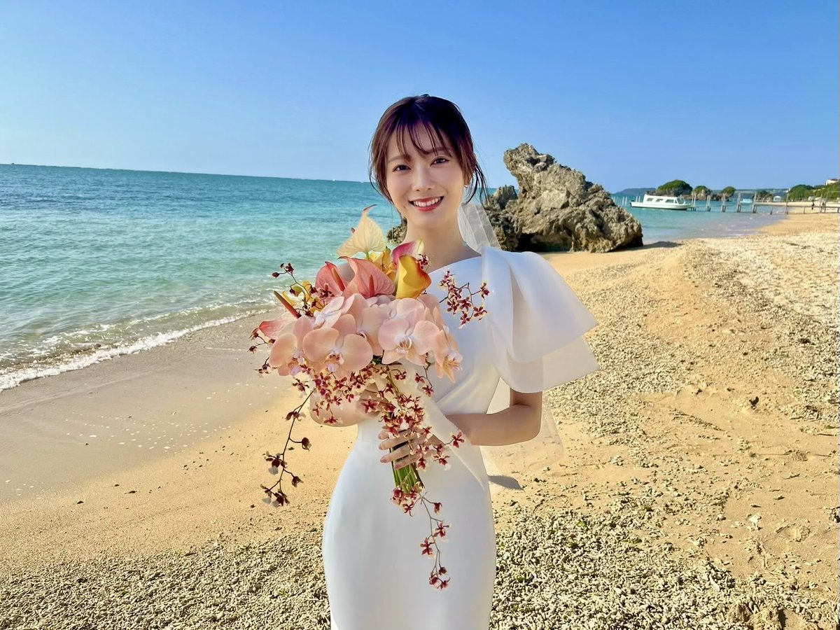 本日4月23日(木)発売
「ゼクシィ」国内リゾートウエディング・2026 Summer&amp;Autumnの表紙を

#田村保乃 が務めています🕊️💐

ぜひチェックしてください🌸

#ゼクシィ
#櫻坂46
zexy.net/mar/honshi/res…