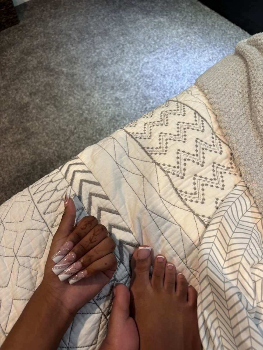 princessslaylaa tweet media