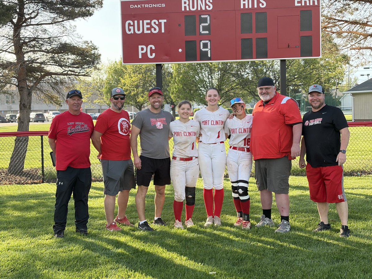 PCSoftball tweet media