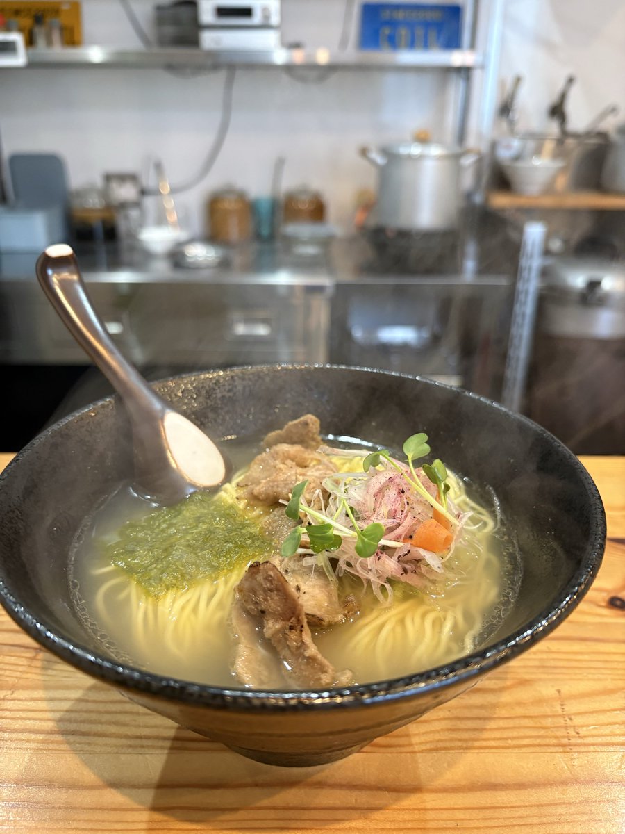 4/23(木) coilコイル隠れ家ラーメン屋11:30〜全種類¥800‼️

⚠️本日所用のため13時まで営業です🙇‍♀️

🔴牛スープは.まろやかしつこくないのよ❗️＆柔らか牛タン
🍜醤油/味噌/ソルト/塩バジル/スパイシー/カレー

🟠全種類🍜つけ麺に

昨日の雲☁️は何とも不思議なボワーンとした形で…何じゃこれ⁈本日も