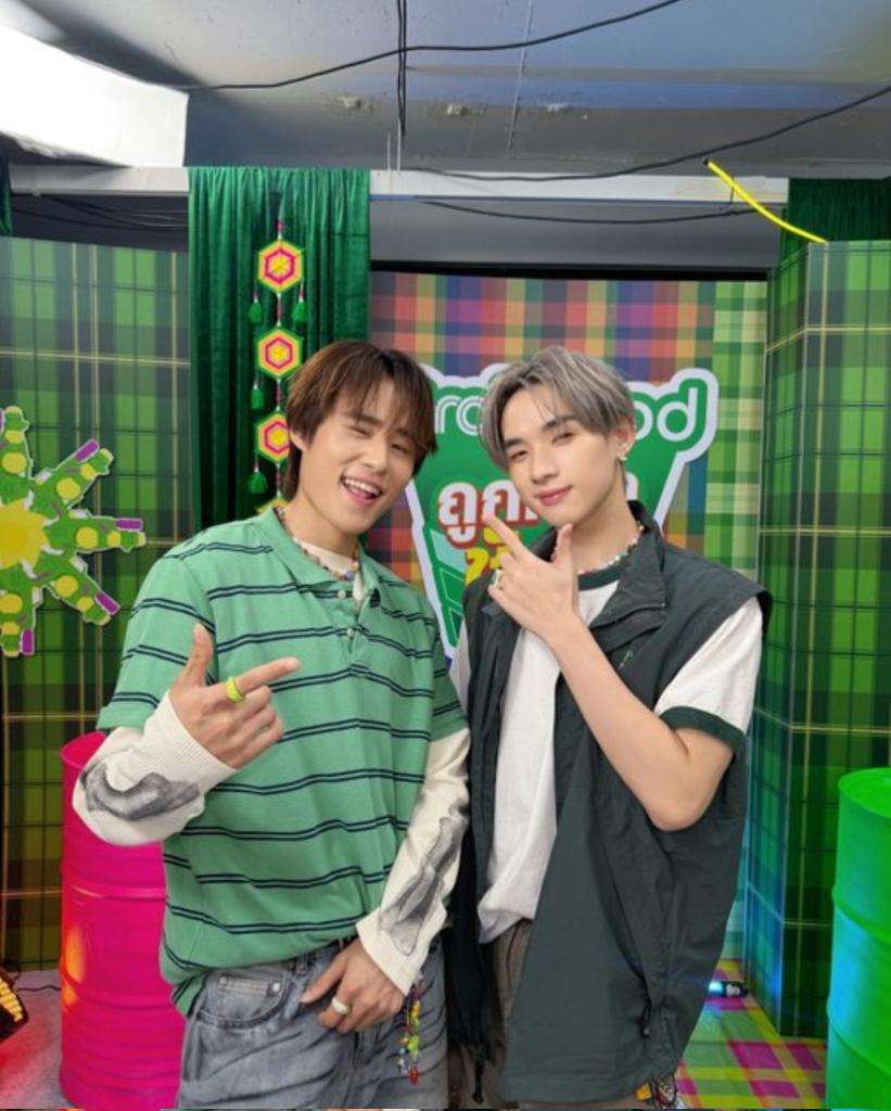 nora_jkp1422005's tweet image. Nut Birthday With His Watermark 🥜🍦
NUTHONG 🥜🍦 
#GrabFood
#Nuthong