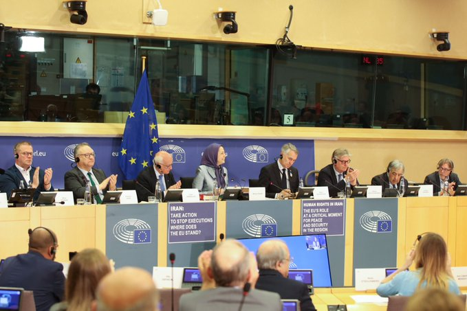 sadhnaraji's tweet image. Freedom is worth fighting for, but no life should be lost in silence. #IranProtests #NoToExecution #HumanRights #Justice #Freedom