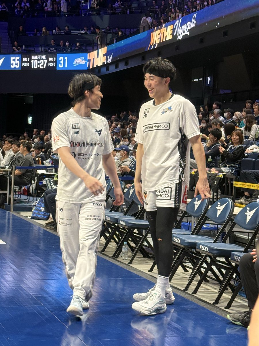 しらす tweet media