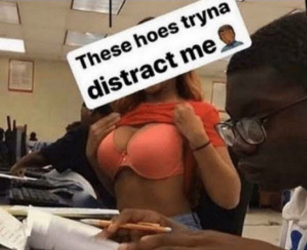 robbie :)💫 tweet media