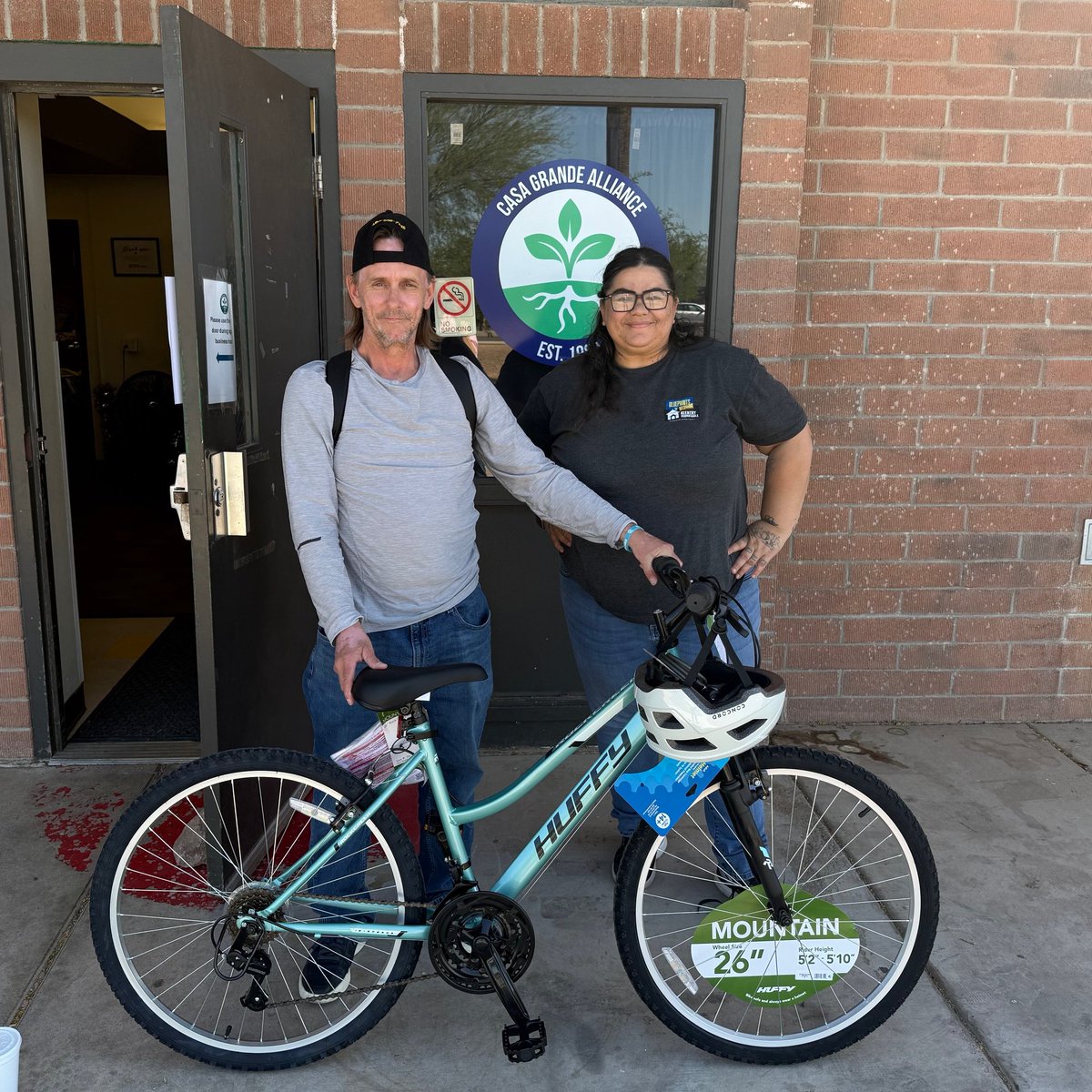 UnitedWayofPC's tweet photo. We’re inspired by Daryl and Clarence, two of our recent bicycle recipients who are working hard to build better futures and maintain steady employment.

Thank you to our partners at @cgastrong for their continued commitment to supporting our community.

#UnitedIsTheWay https://t.co/HnvHZN839n