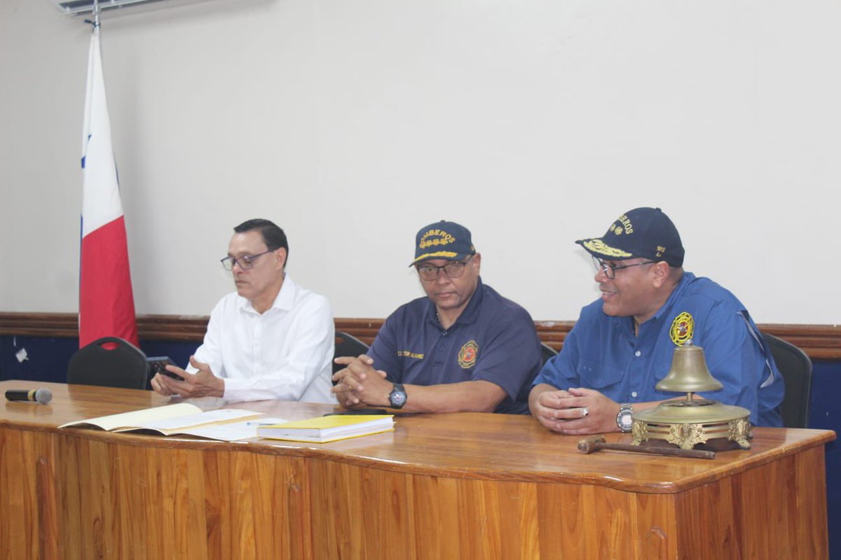 Bomberos De Panamá tweet media