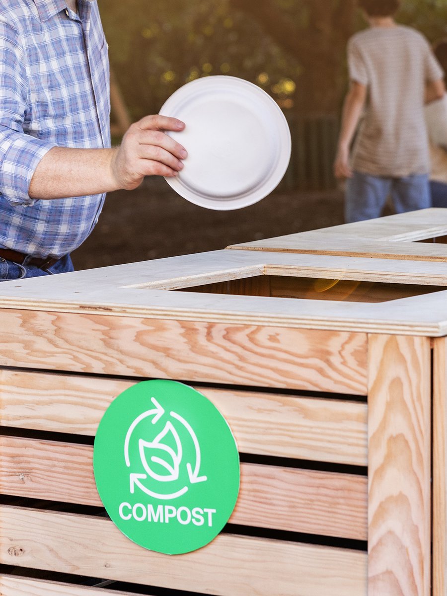 MyChinet's tweet photo. Today may be Earth Day, but sustainability is something we think about all year long. Chinet Classic® plates are compostable without sacrificing strength. https://t.co/HktIr0zQSD https://t.co/FmyoWthqC0
