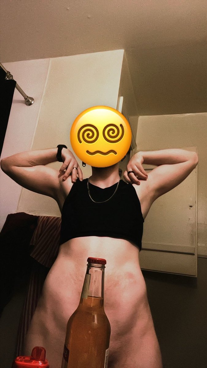 sebbie137's tweet photo. Got a lot of new people following thought i should introduce myself #nsfwtwt #nsfwintro 
 My name is Ruben🥸
👹• 22 | Pan/poly | he/him 
💅• Certified Munch for all genders😮‍💨
🫘•Hmu i do dick rate$ and im sorta selling😏
Retweet and Like to be moots!:3 https://t.co/OaZMPtyXCo