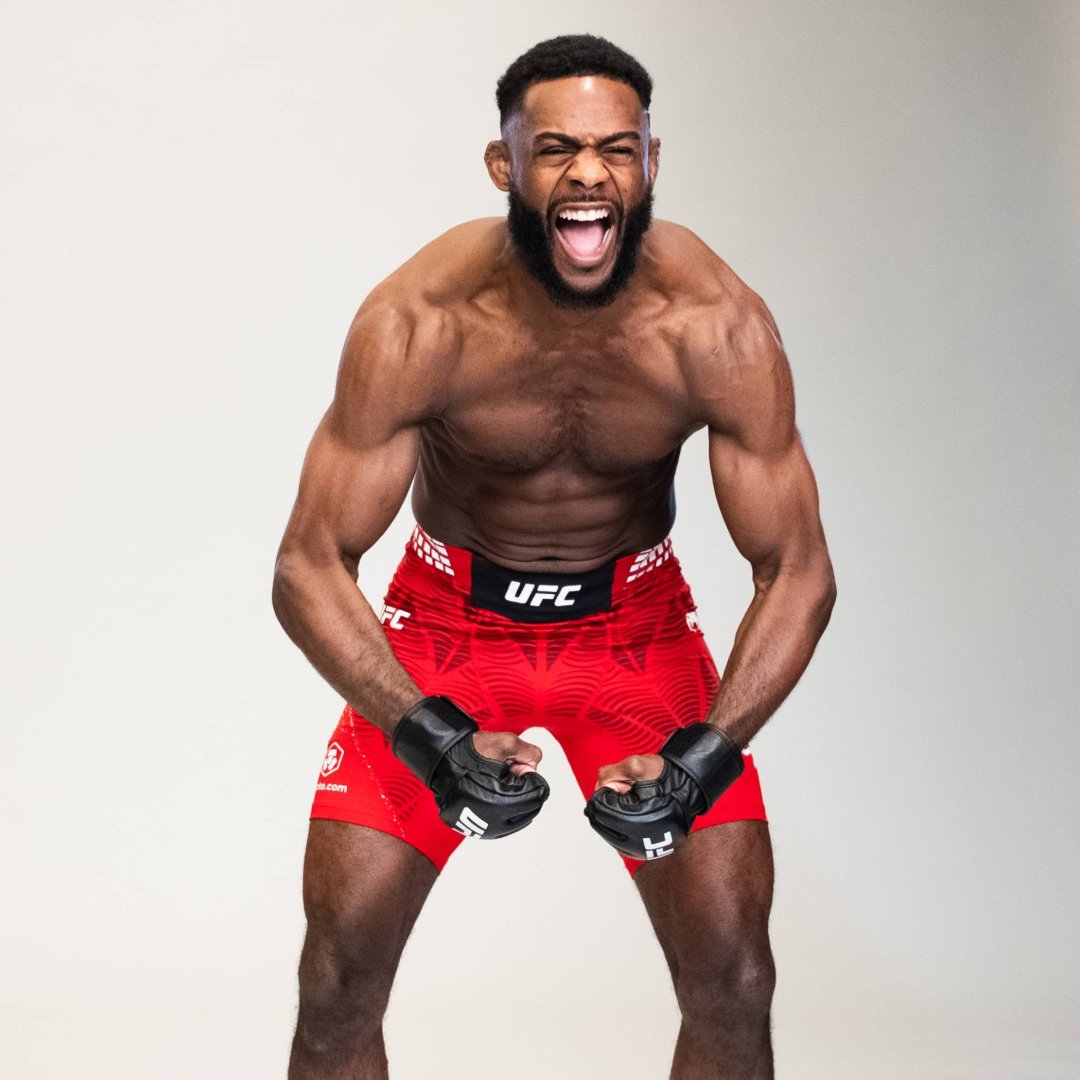 UFCEspanol's tweet photo. Sentimos la intensidad en esta semana de pelea 😤

#UFCVegas116 | Sáb 25 de abril | En vivo por @PPlusDeportes https://t.co/6YMYFUYekP
