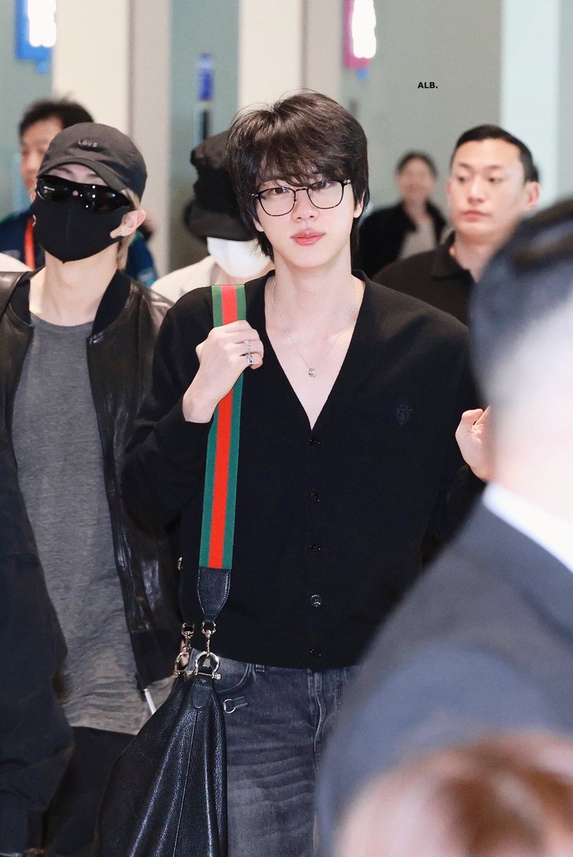 진지하게 어케한거임? 아침 7신데 분명