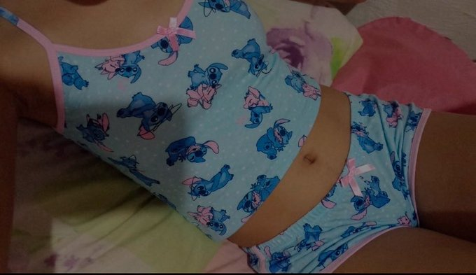 malupussy's tweet photo. vou mostrar meu anel nos comentários https://t.co/MXPqgJISoR