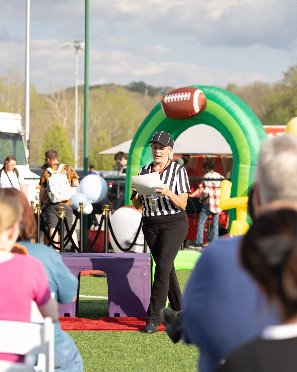 AHNMontourSC's tweet photo. Draft week is officially underway! 

Before tomorrow’s big picks, we hosted Woofles Pet Resort for a Pup Draft 🐾

 Huge thanks for bringing an all-star lineup of furry friends out tonight! https://t.co/FGOwiPDyLE