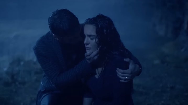 Waytosevda_'s tweet image. You can’t rationalize their chemistry it’s unexplainable they’re so beautiful

 #Hercai #ReyMir