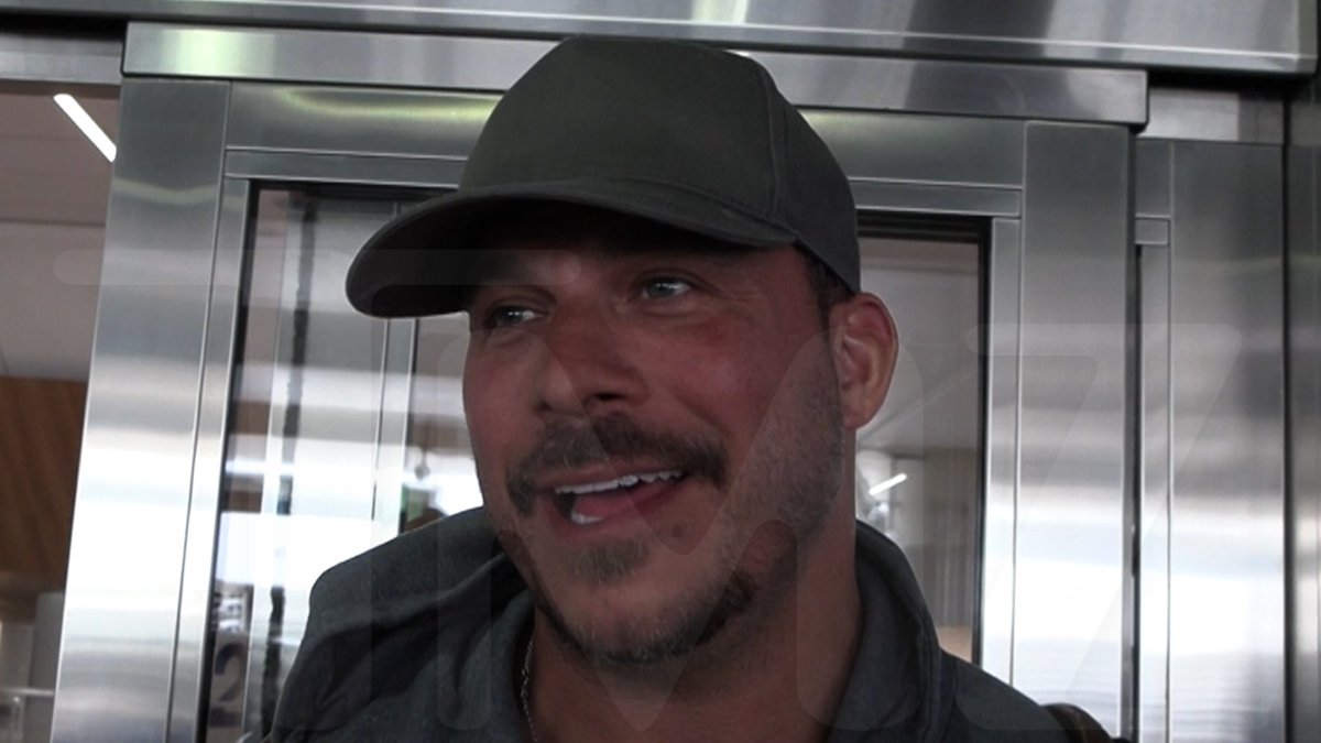 TMZ's tweet image. Jax Taylor Gets Real About Sobriety Journey After Addiction Struggles tmz.me/TGPKtPC