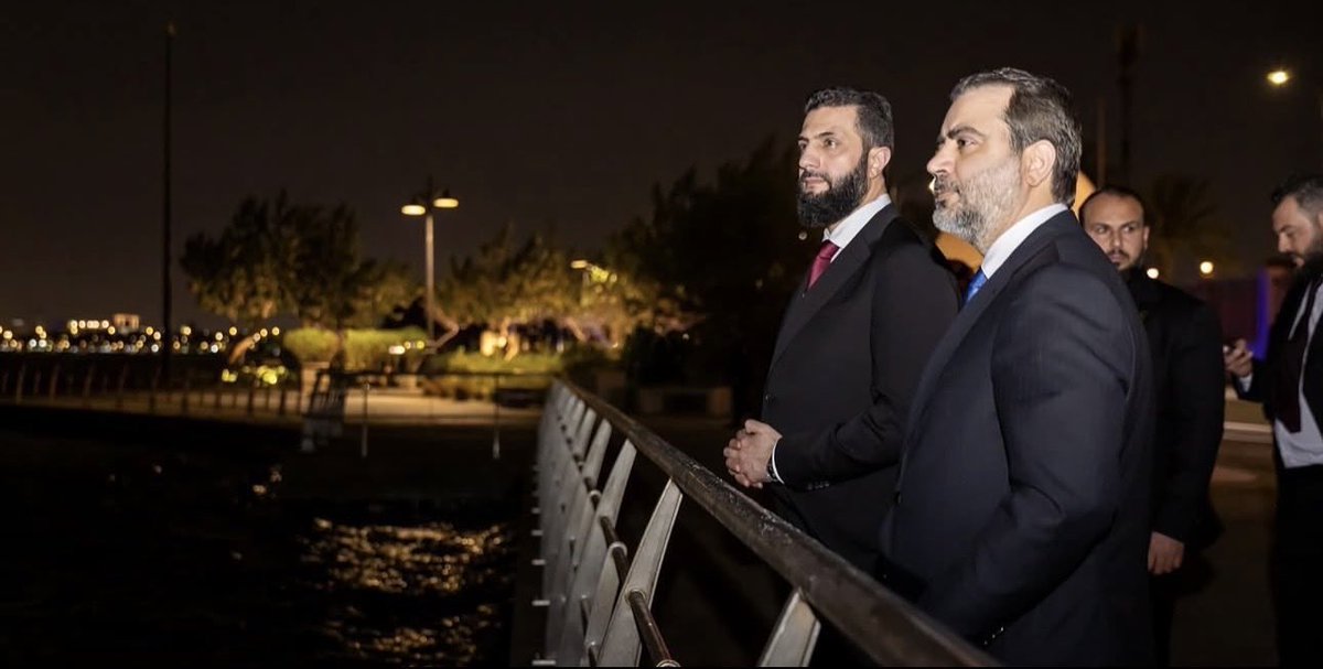 الرئيس السوري أحمد الشرع في كورنيش جدة على البحر الأحمر