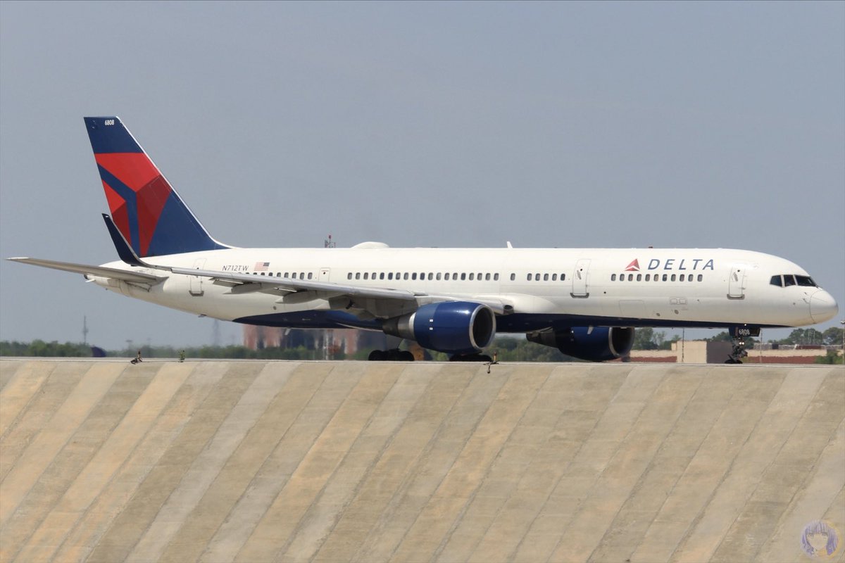 samtheeairplane's tweet image. Delta 757-200 departing Atlanta…
———
Airline: Delta Air Lines
Aircraft: Boeing 757-2Q8 | [B752]
Registration: N712TW
Airport: ATL | KATL
Date: 4/15/26
———
#DeltaAirLines #Boeing #B757200 #N712TW #AtlantaAirport