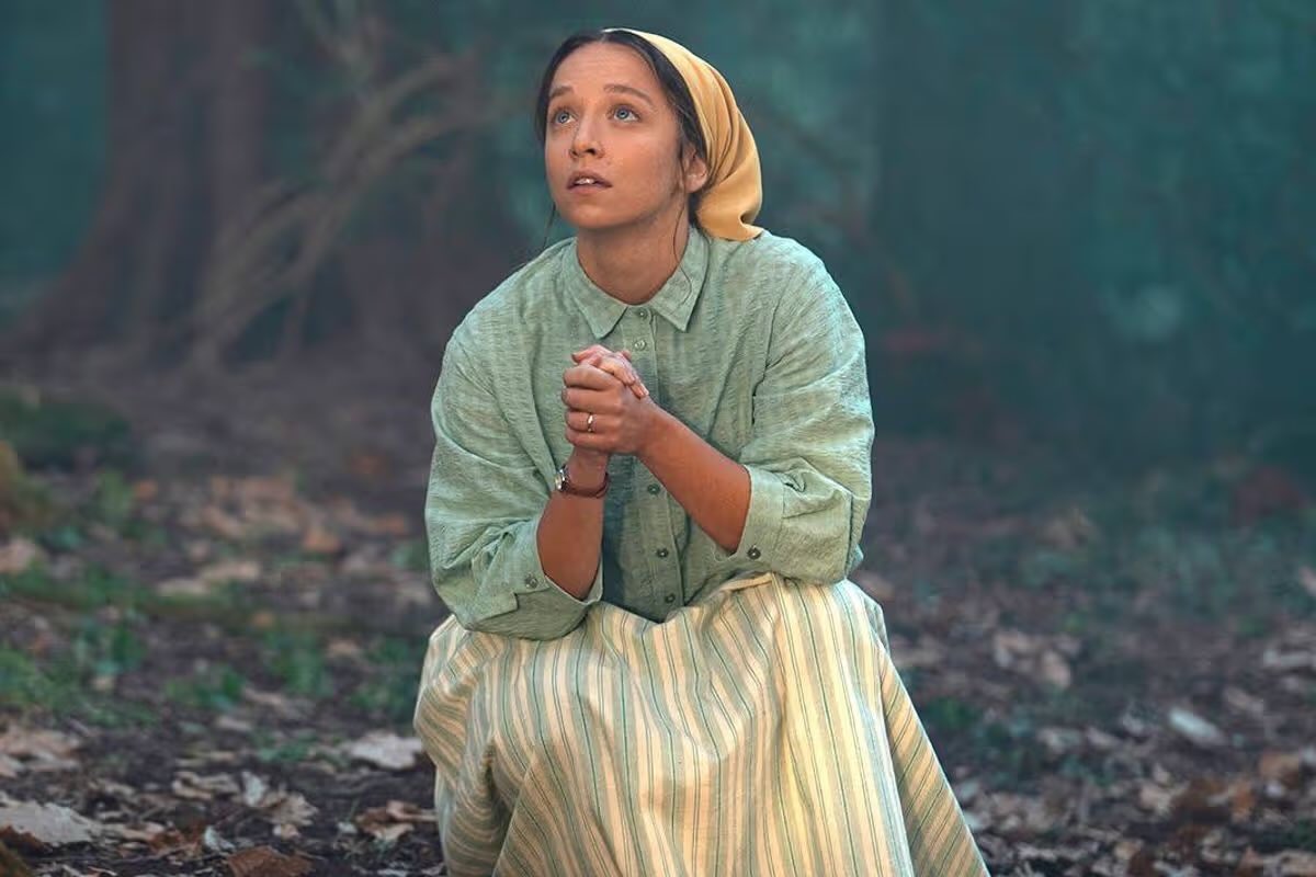 GeaniceGee's tweet image. Unchosen (TV Series 2026) “When a young mother from a sheltered cult crosses paths with a mysterious stranger, she embarks on a risky affair that awakens desires and dark secrets.” @netflix #Unchosen #drama #MollyWindsor #AsaButterfield #FraFee

Do you like this TV series?