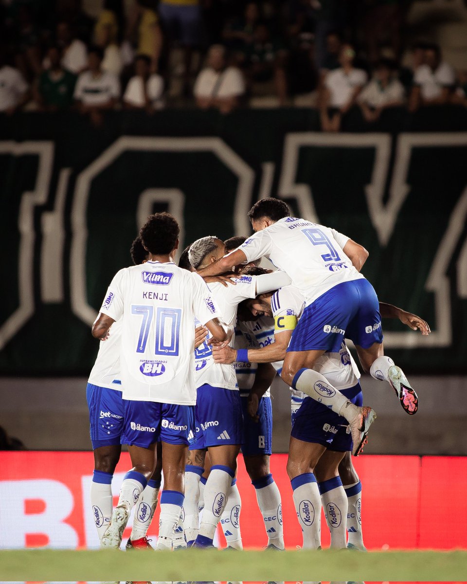 Ta todo mundo de boa mesmo com o empate né?

O Cruzeiro merecia a vitória, mas tenho segurança que conseguimos a classificação no Mineirão. 

Vamo que vamo que agora a sequência é pesada!