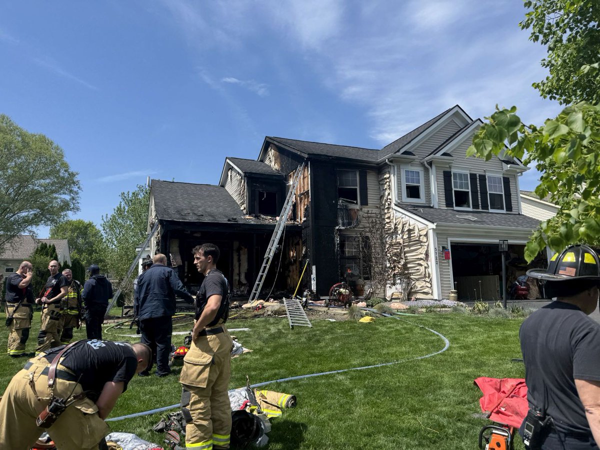 Box15's tweet photo. Shortly after clearing yesterday's downtown fire, we responded with Rehab 1 and Rehab 2 to a working fire in Genoa Twp [1/2]
@WestervilleFire @BSTG1 #GenoaTwp #OrangeTwp #HarlemTwp #BerlinTwp #DelawareCountyEMS
#fire #firerehab #workingfire https://t.co/adc73mJ9uw