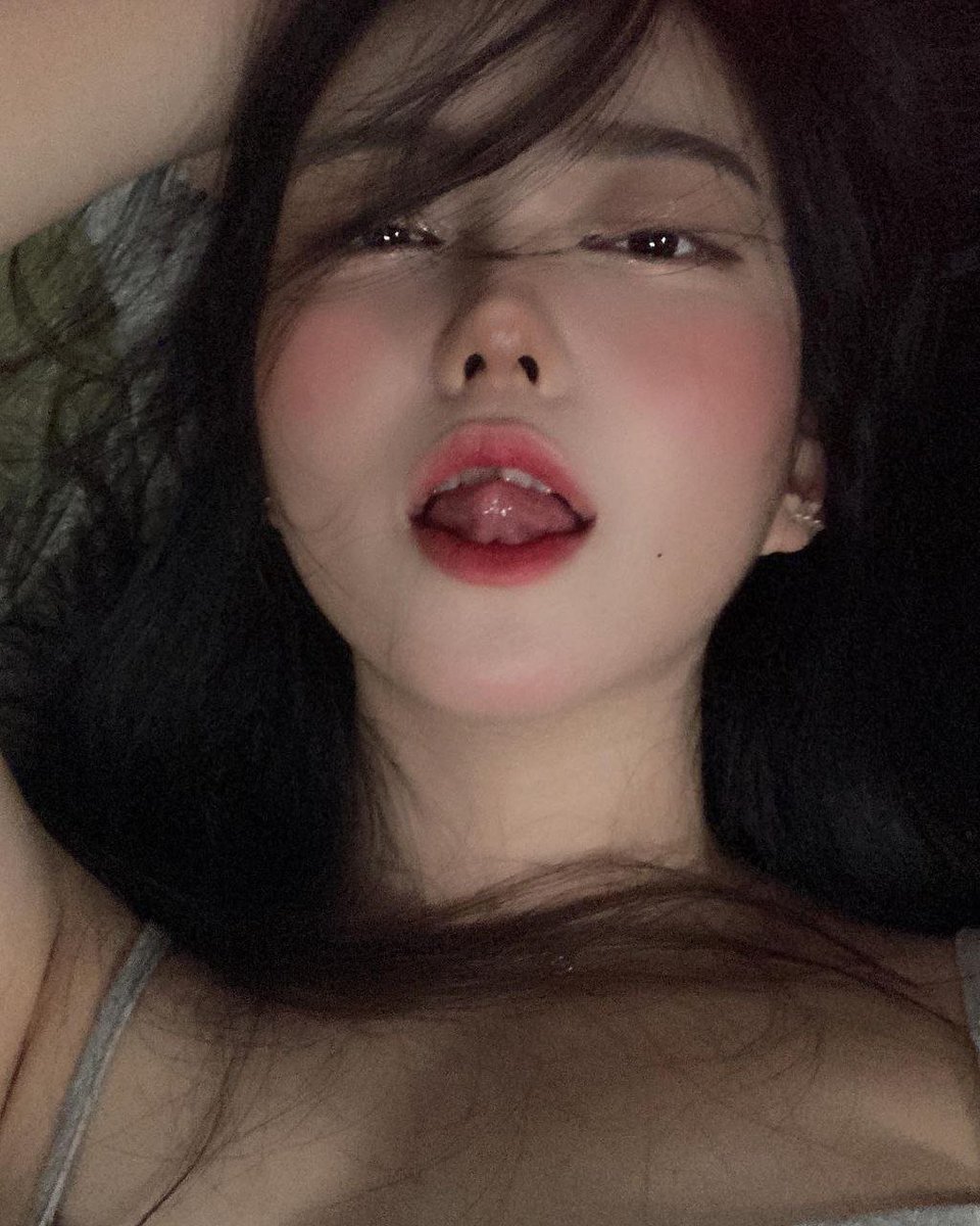 02mihye tweet media