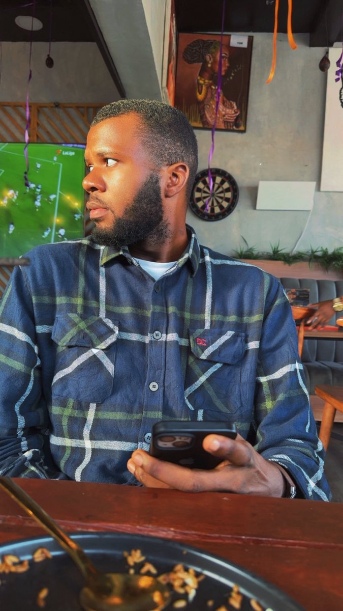 Anomnézè… tweet media