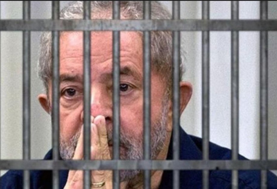 DES-doutrinando! 👈 tweet media