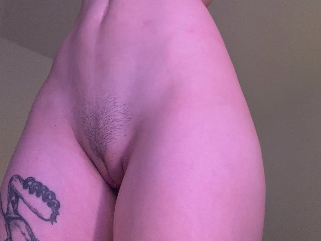slumicum's tweet photo. Cover my cunt in your cum, don’t make me wait. https://t.co/afbeyIy3B5