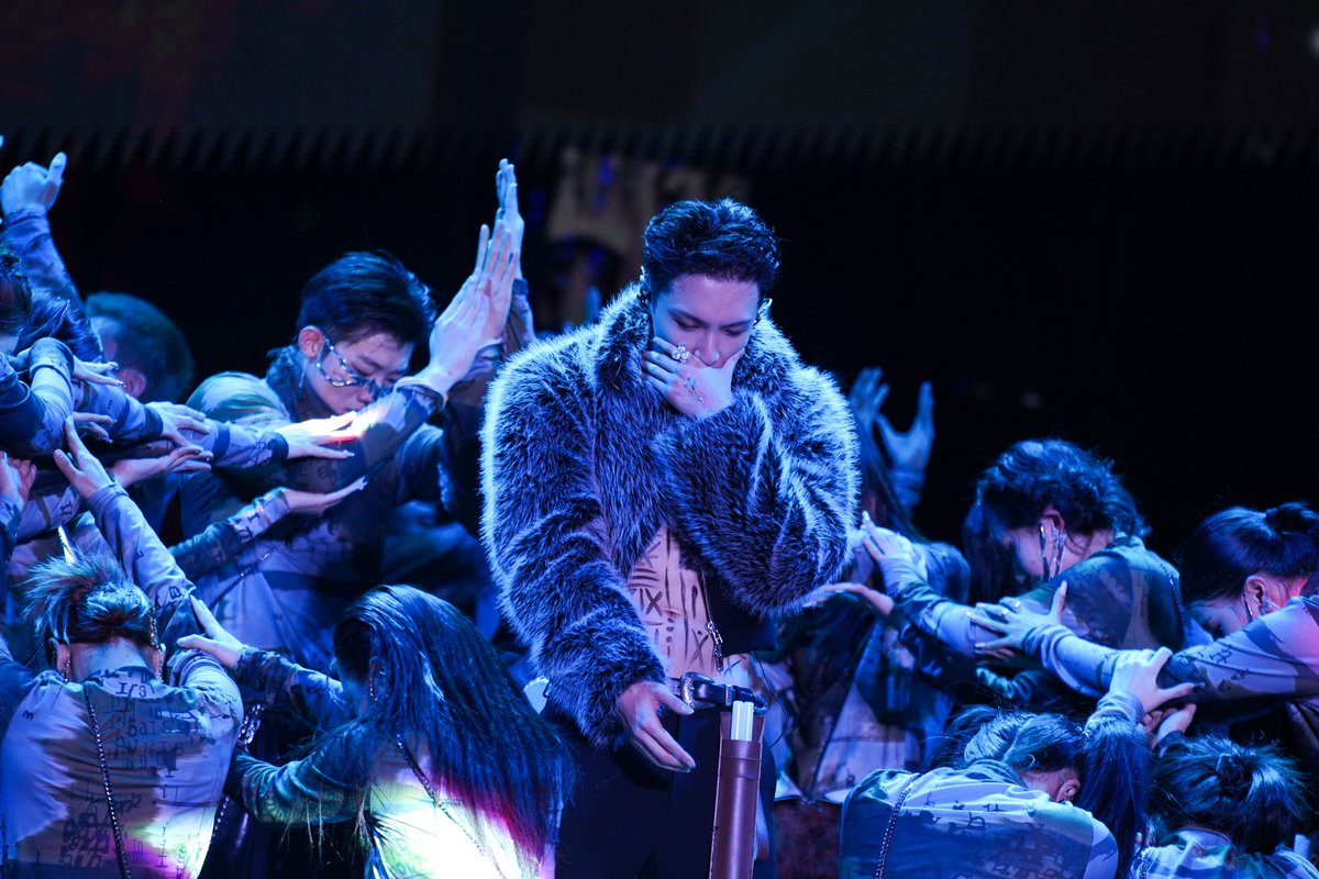 Justin Lee Rousseau tweet media