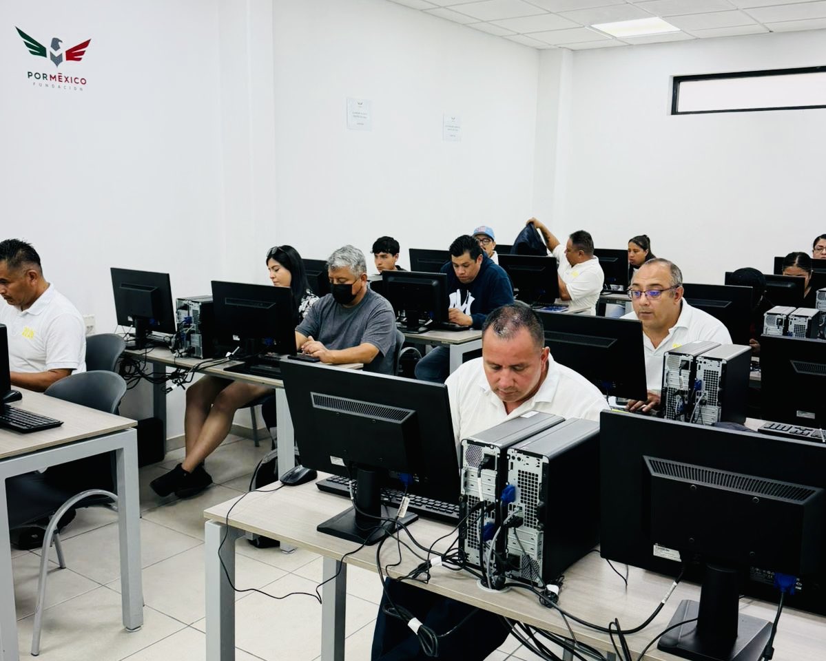 PorMexicoF's tweet image. ¡Certifícate con nosotros! 

En #FundaciónPorMéxico somos Entidad de Certificación del @ConocerMx (ECE0347-18).

¡Capacitación GRATIS en #Excel y #Word!

Beneficios:
*Mejores oportunidades laborales
*Habilidades digitales clave
*Valor curricular

☎️ 55 7095 7133