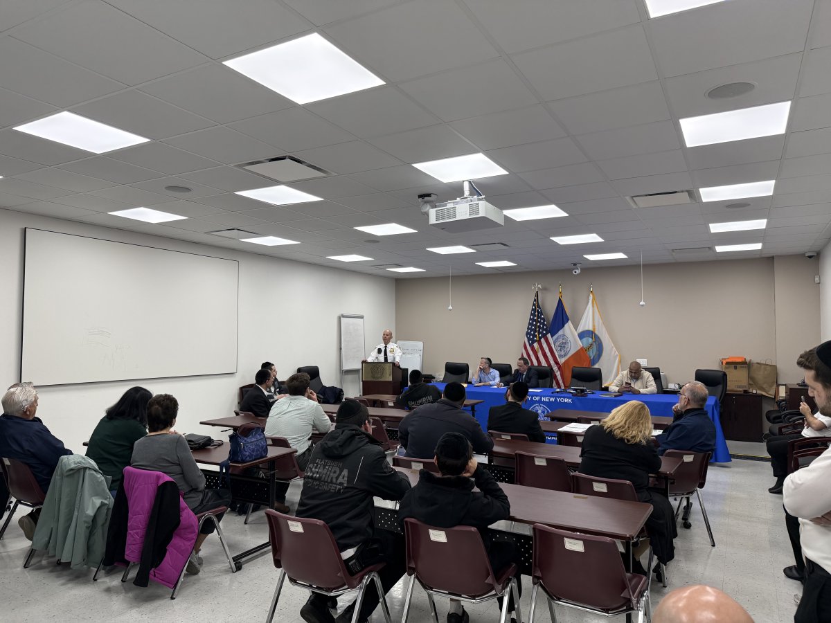 NYPD 66th Precinct tweet media