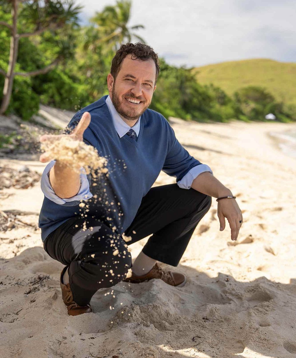 God forbid a man bring a little whimsy to tribal council 😑 #Survivor #Survivor50