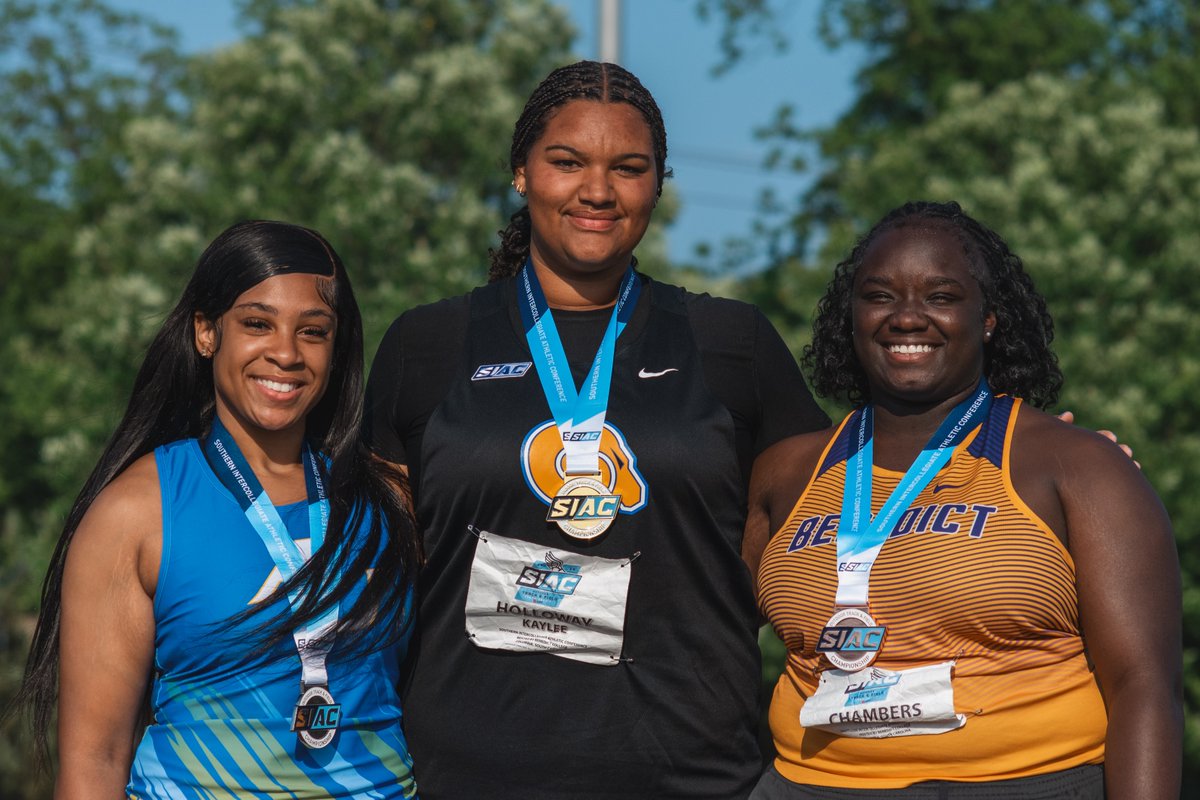 TheSIAC's tweet photo. 𝗪𝗢𝗠𝗘𝗡’𝗦 𝗦𝗛𝗢𝗧 𝗣𝗨𝗧 

Congratulations to the winners!

🥇 Kaylee Holloway (ASU)
🥈 Kiara Moss (AU)
🥉 Yassmine Chambers (BC) 

#SIAC | #SIACTF | #LeadersRiseHere https://t.co/GCU9egc2Y0