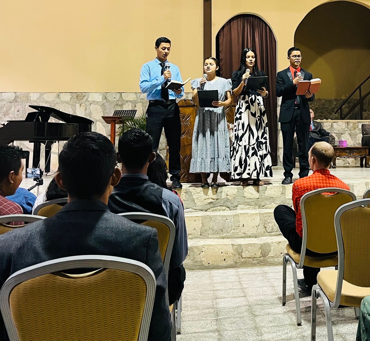 sbnv_edu's tweet image. Damos gracias por la alta calidad de música sagrada que desarrollan y practican nuestros seminaristas en #SBNV

#MusicaSagrada #Calidad