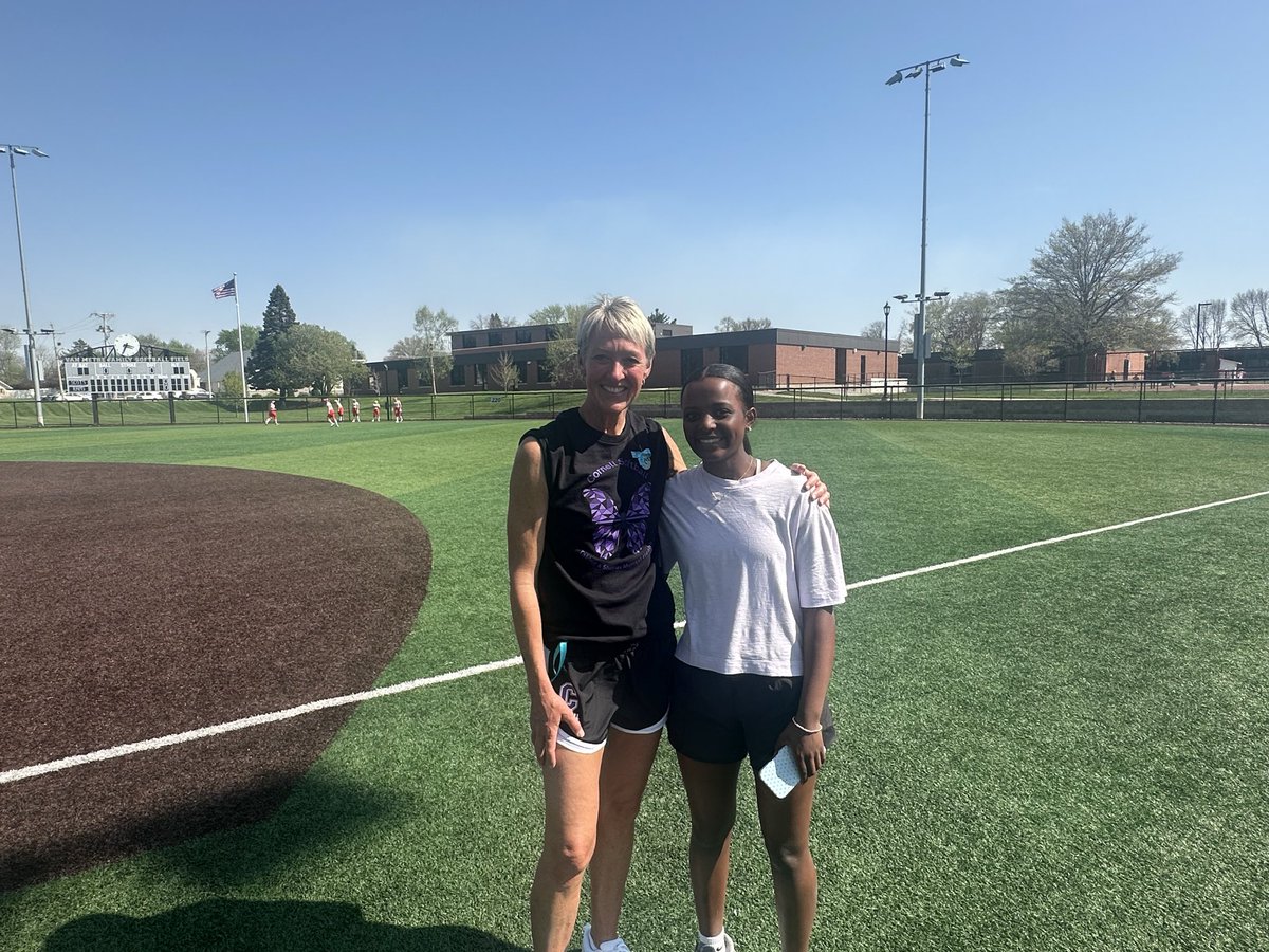 MHansel2028's tweet photo. Thank you Coach @Rbrand7 for an amazing visit to Cornell College and @CornellRamsSB! Beautiful campus. Thank you @PeytonSouhrada for the tour—your exhibit was awesome! Thank you Bri Risley for sharing @MorgansMessage. Excited for the future! #GoRams #MentalHealth #FindYour7 https://t.co/kdirpp5mtu
