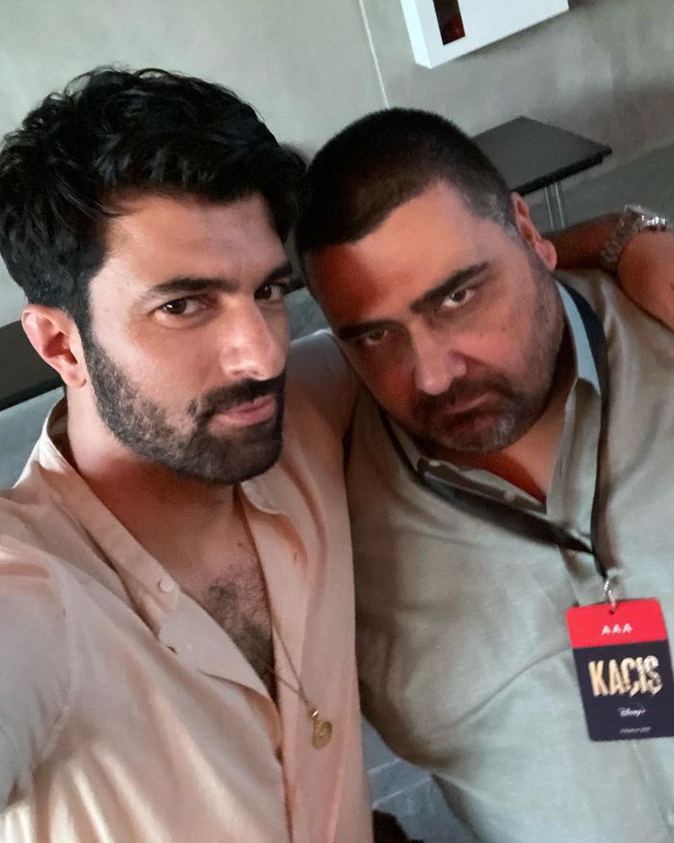 🥹🥹🥹

#EnginAkyürek 
   Engin Akyürek 
   💖🇦🇷💖