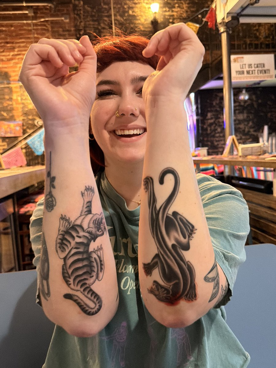 maybebabyabby's tweet image. sat for 2 tattoos today and it #hurt