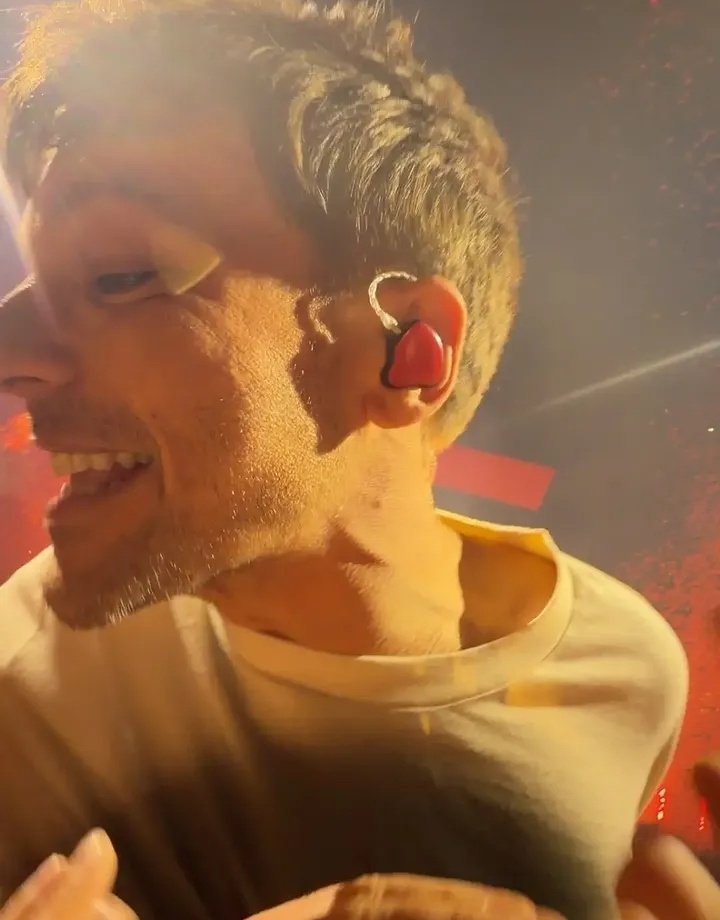 olivia🌻💋 tweet media