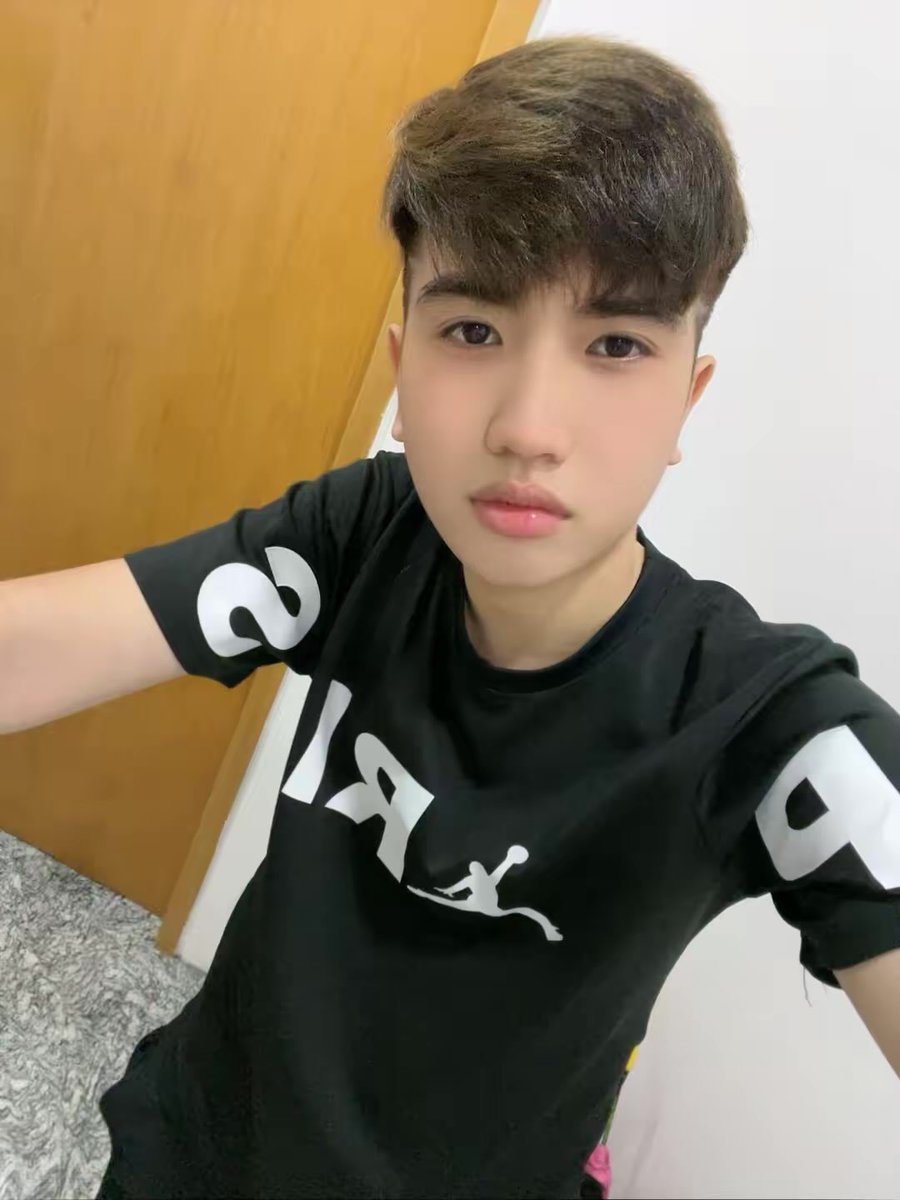 Minh Lê tweet media