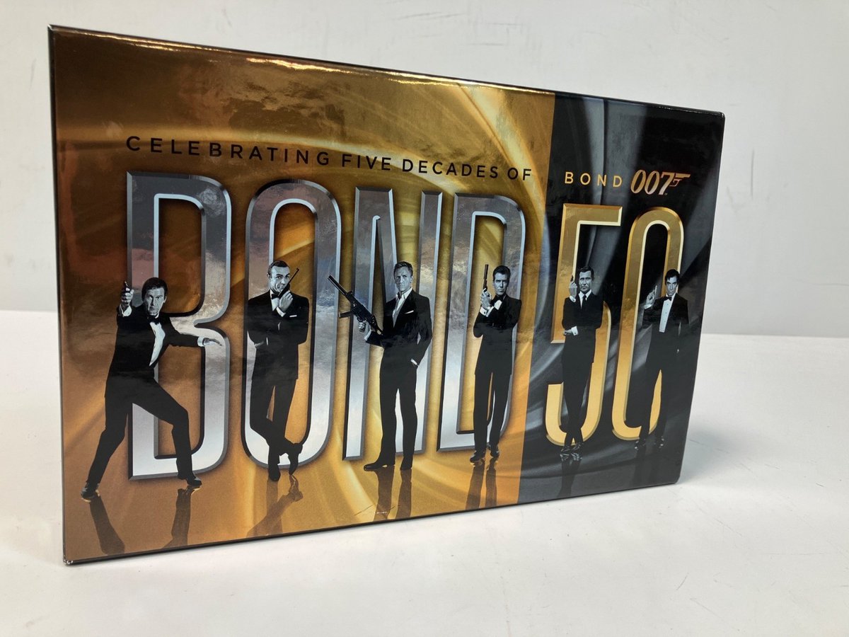 James Bond Collector tweet media