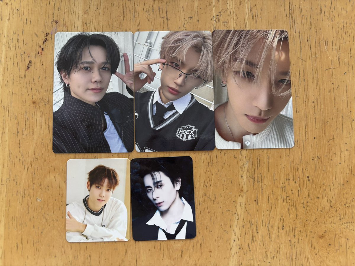 🤍🤍 tweet media