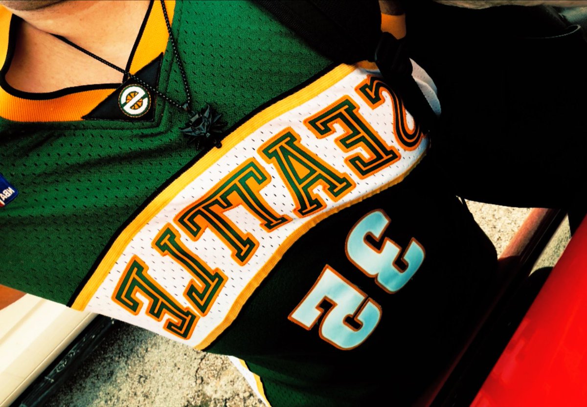 AssassinateHate's tweet photo. #BringBackTheSonics https://t.co/GV84pedYzU