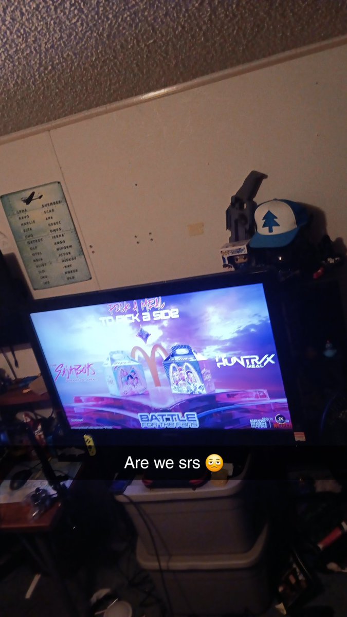 BluTomato tweet media